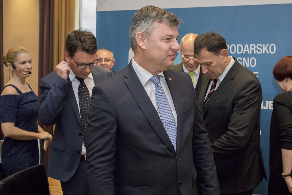 180405 4.strateška konferenca elektrodistribucije_foto.miha.fras_160